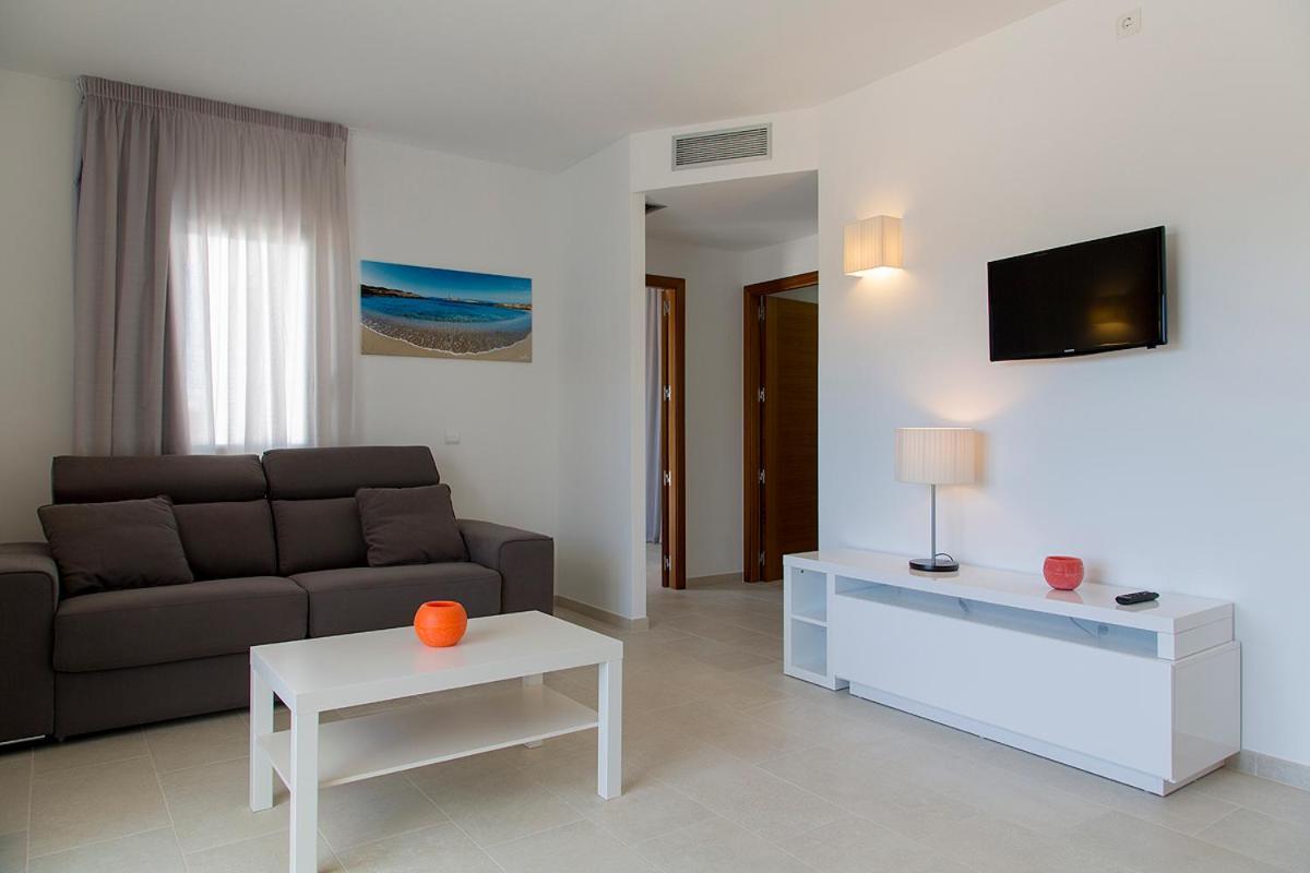 Apartamentos Proa - Emar Hotels Only Adults Es Pujols Exteriör bild
