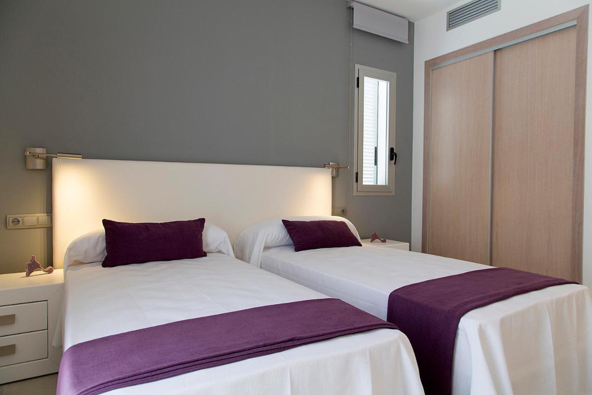 Apartamentos Proa - Emar Hotels Only Adults Es Pujols Exteriör bild